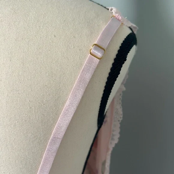 🌸NWOT🌸 Flora Nikrooz Pink Lace Chemise - Picture 6 of 6